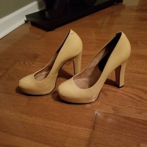 Nude Pumps High Heels Size 7